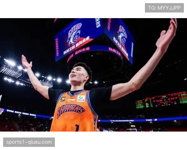 李添荣复出后状态火热 9中8砍21分助上海豪取八连胜